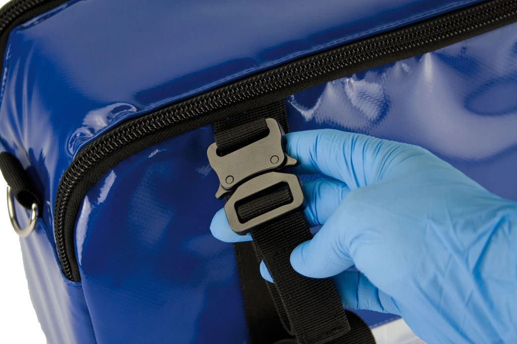 N190308-WaterStop-sauerstofftasche-BLUE-PLANE-10-4-3.webp